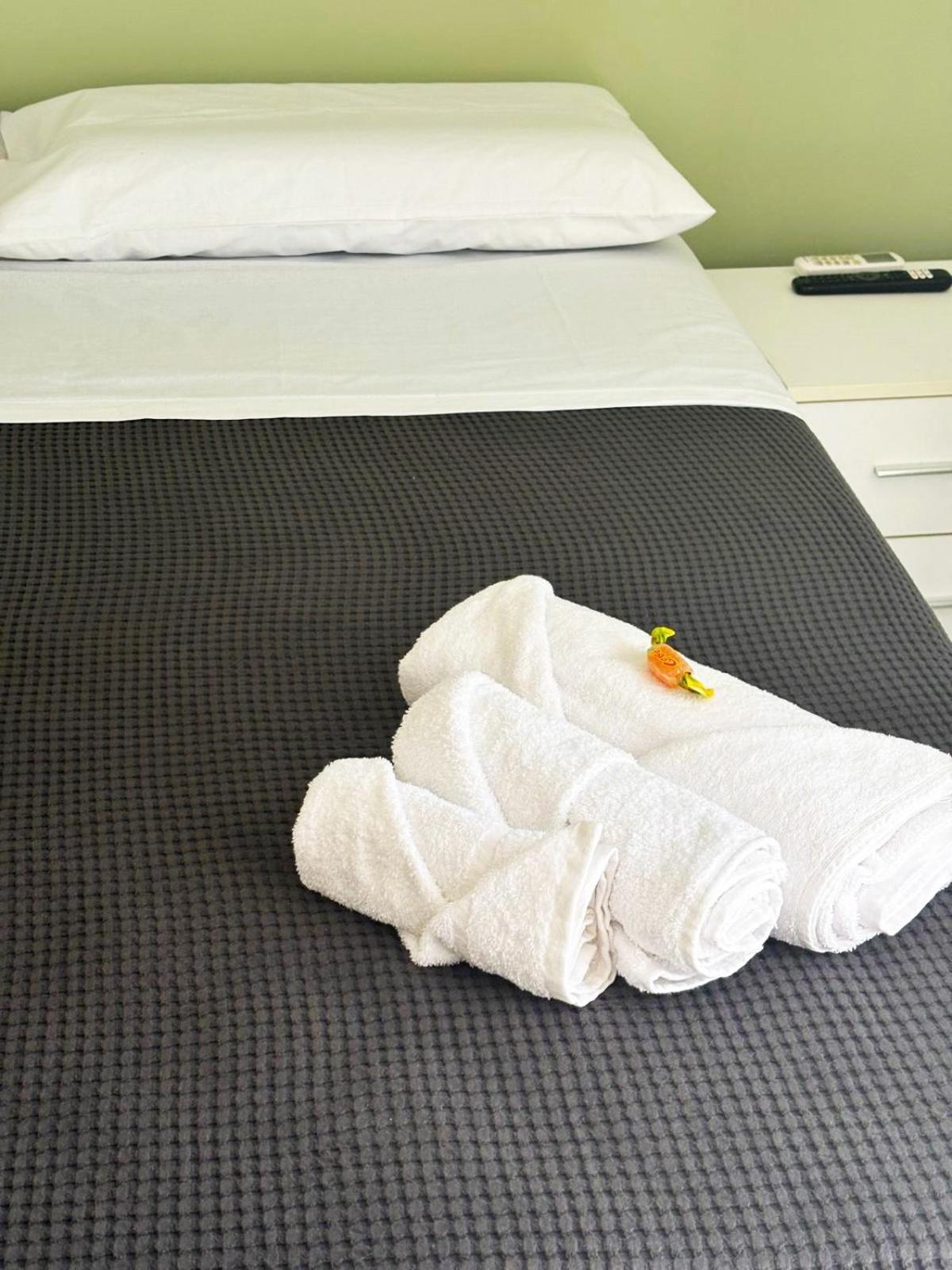 La Terrazza Di Stefy Hotel Acilia Ngoại thất bức ảnh