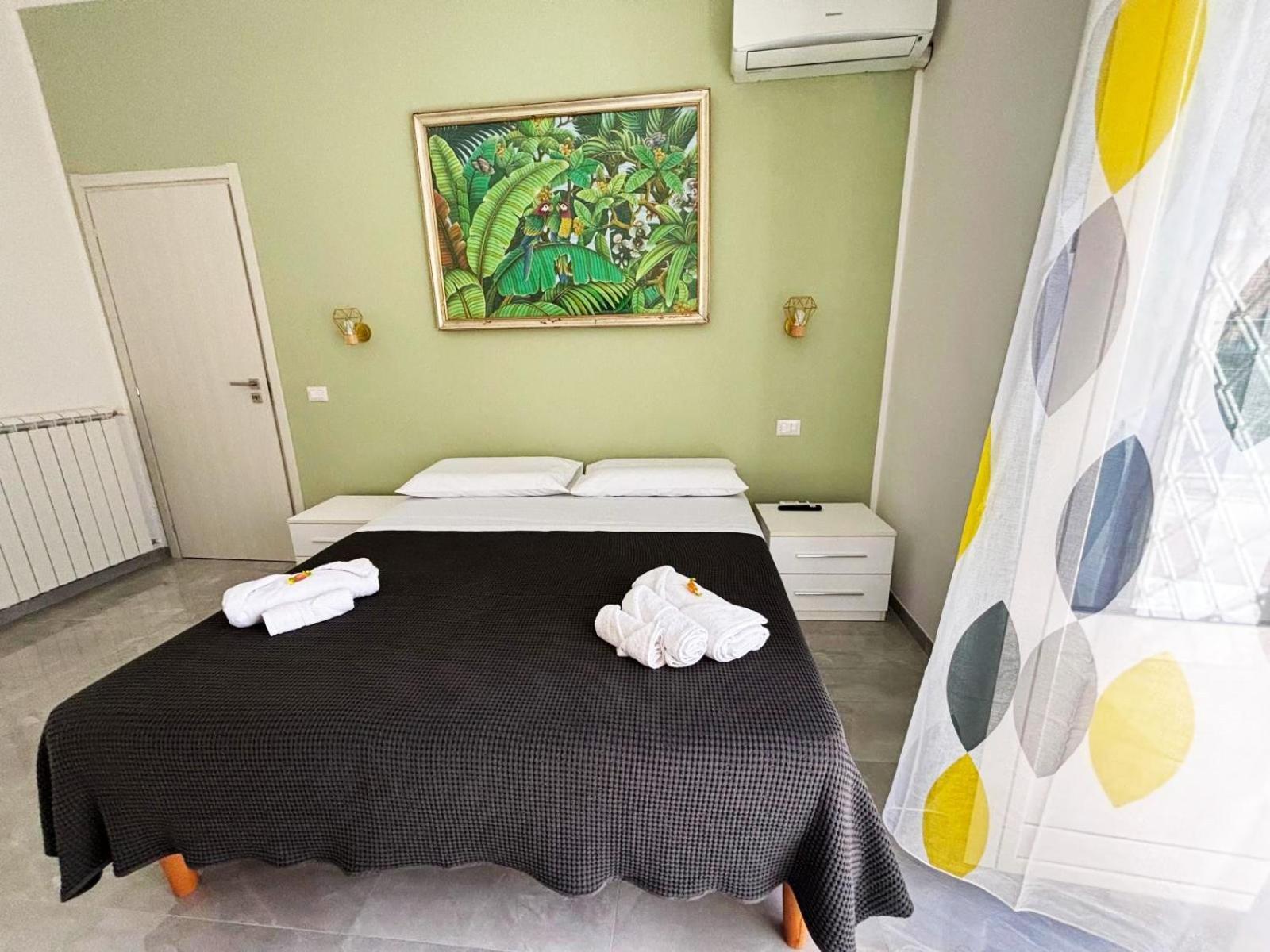 La Terrazza Di Stefy Hotel Acilia Ngoại thất bức ảnh